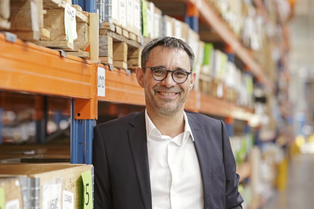 NOREMAT Nancy, portrait dirigeant Christophe BACHMANN dans les espaces de stockage